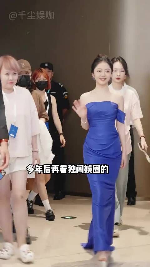 多年后再看娱圈个体户女星,谭松韵跻身头部,李沁成女将军天花板 ,刘亦菲