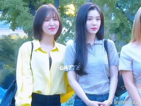 上班路看到小完就觉得可爱的姐姐