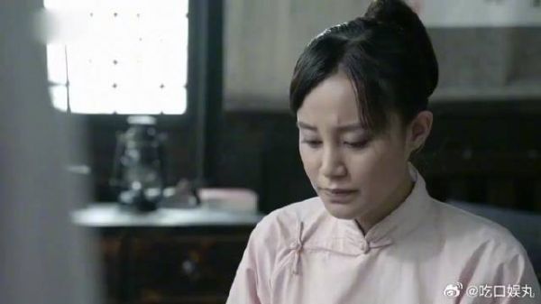 汉奸母亲过大寿,女杀手一枪一个汉奸,杀得鬼子都害怕