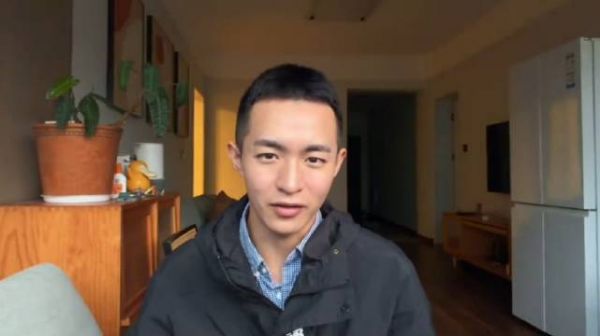 我的启蒙老师廖承宇先生最近回春成功,褪去了脸上的浮肿,又变帅了