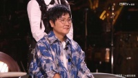 15年前，孙楠为娶二婚潘蔚抛弃妻女，如今买红妹的报复堪称教科书