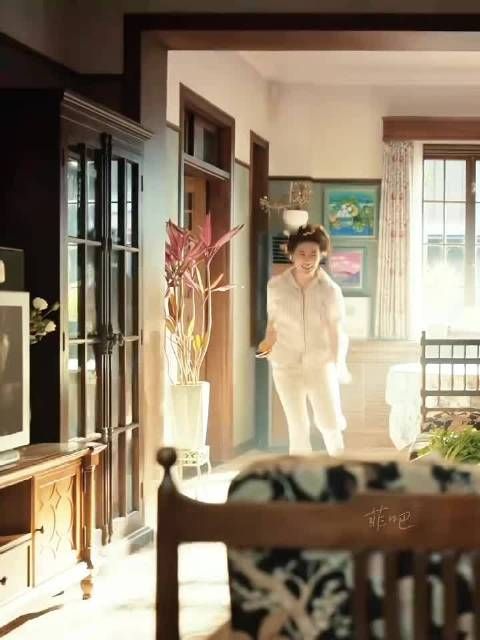 刘亦菲真的是一个好有感染力的人,真的可以从她的身上看到满满的快乐
