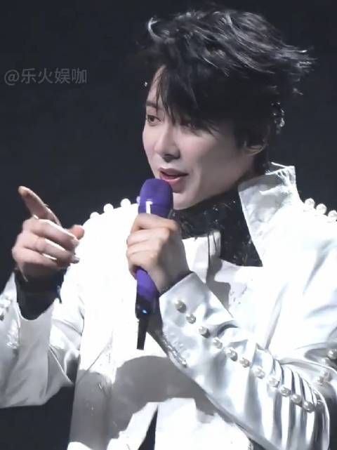 刘宇宁因太穷被韩雨婷抛弃离婚,十二年后,他直接让前妻高攀不起