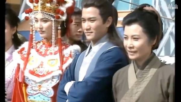 95版《神雕侠侣》的幕后拍摄花絮,没有美颜的年代,古天乐李若彤颜值太能打了