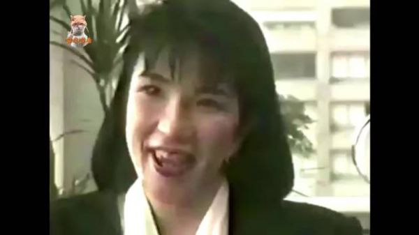 高市早苗30年前广告曝光 网友惊呼:年轻时太可爱了