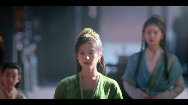 陈哲远铠甲造型冷峻张婧仪对戏情感张力十足