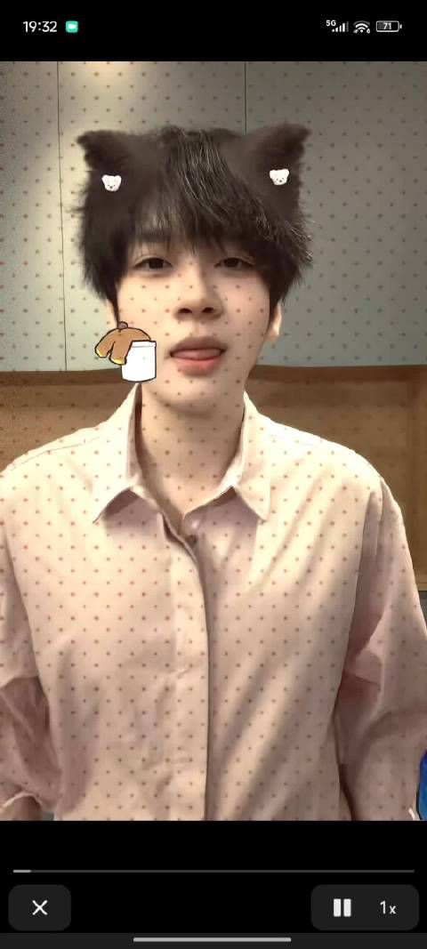 碰到这种尤物是一点招都没有 @RW诚c cr