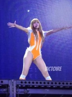 Lisa 舞台直拍,她真的好喜欢穿这种,有好多人说走光了!