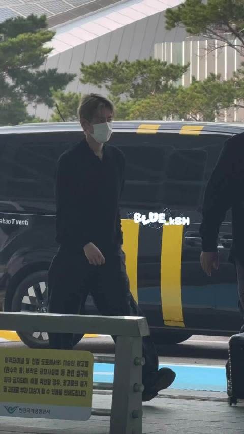 251031 icn边伯贤机场出发cr.logo