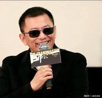 娱乐圈最大瓜来了！王家卫这波录音，撕烂了“文艺大神”的遮羞布