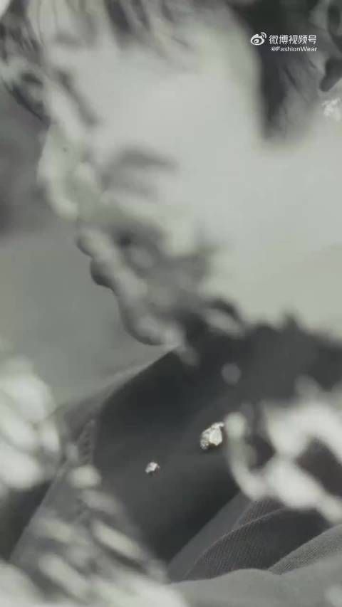 于适登GQ香港版11月封面，创华人男星最年轻纪录