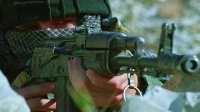 极力推荐的战争猛片，俄罗斯边防军激战恐怖分子，悲壮而震撼！