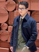 欧豪老干部造型亮相，转身惊艳如神降临