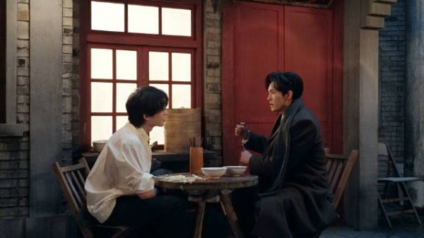 张集骏千喆试戏火花四射,今晚东方卫视开播短剧季