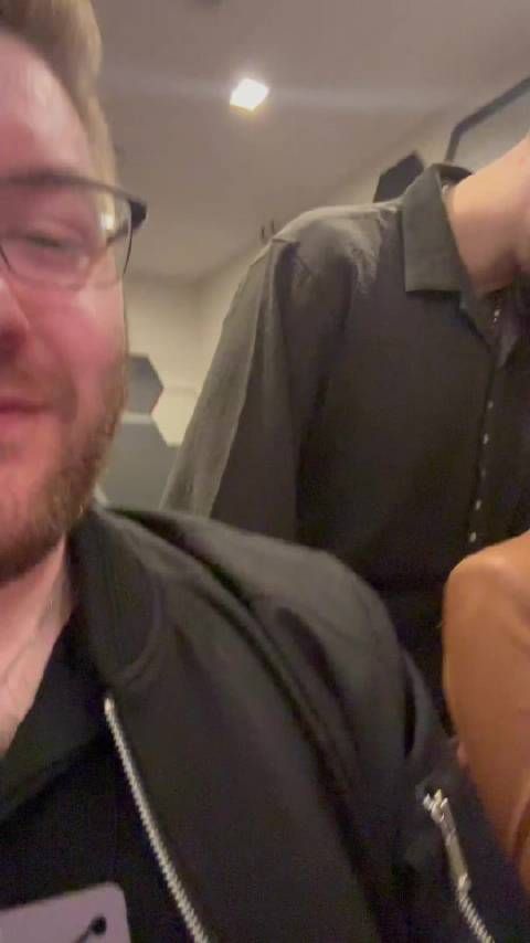 申京打断史密斯采访却问不出问题