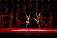 300人史诗巨制《布兰诗歌》，为粤港澳大湾区文化周震撼压轴