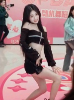 这也太像了，丝芭可以签去打造一个鞠婧祎2.0