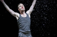 看得见的“三分钱”，看不见的布莱希特