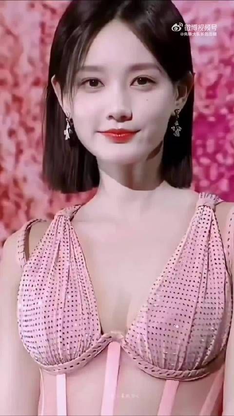 李一桐的这次活动可迷死人了