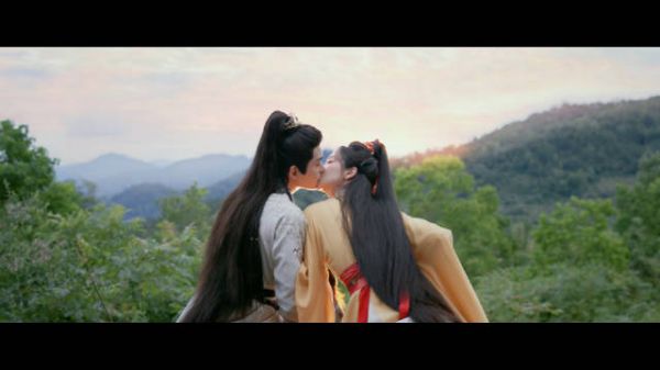 《山河枕》宋茜丁禹兮吻戏引热议