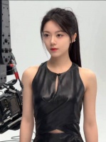 我去 怎么美成这样