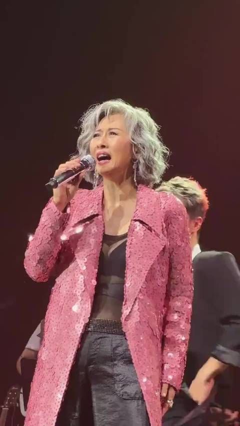 叶倩文经典唱法引热议,潇洒走一回至今难忘