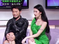 美到听不清在说些什么，往那一坐真的完全吸引目光啊