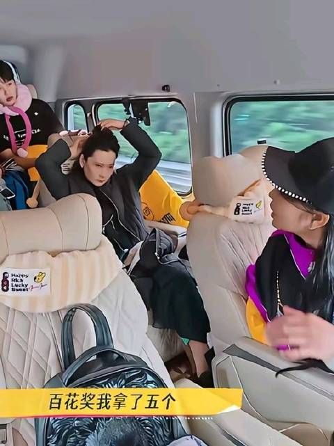 刘晓庆获终身成就奖，曾五夺百花奖