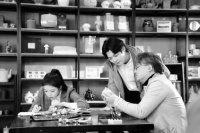 处处天然“摄影棚”，南京把微短剧“玩出花”