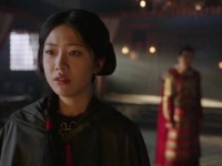 李成白依梅婚后探望病危父亲，夫妻跪谢古平原