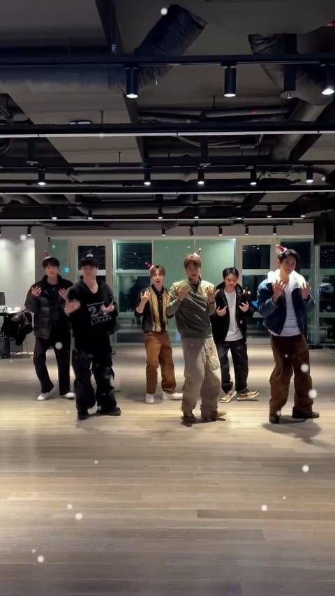 EXO六成员今日合体带来新挑战