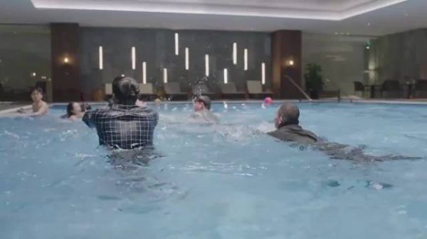 小欢喜：磊儿喝醉酒名场面，直呼小姨文洁大名，真是看一次笑一次