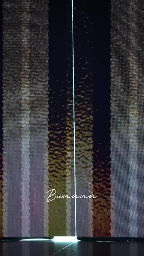 黄景瑜澳门爱奇艺尖叫之夜红毯 !