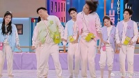 杨迪张颜齐甩头舞蹈，迪哥这幽默舞姿，是想笑死谁！