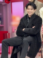 这段就是猴毛只会优雅，王鹤棣一脸宠溺笑那里吧？笑的真的好宠我不行了