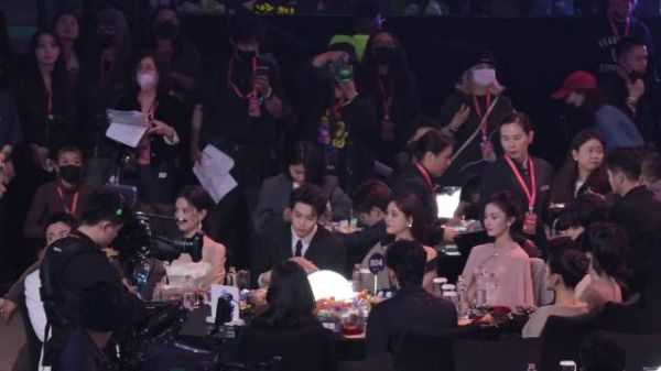 有看到你喜欢的爱豆吗?