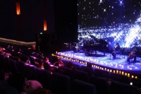 电竞直播、乐队演出、特色展映……首都电影院积极探索“电影+”