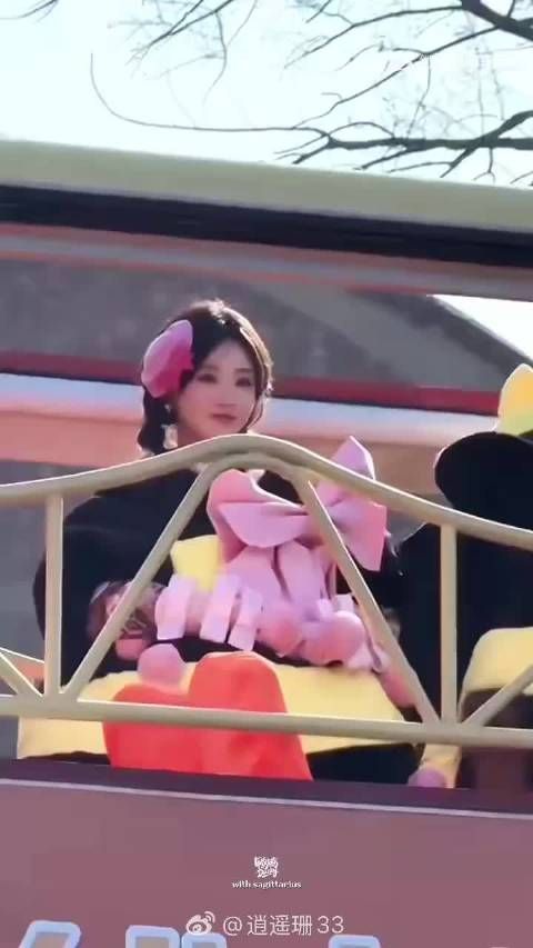 祝绪丹蜜蜂舞灵动自然展现独特魅力