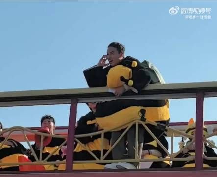 徐志胜模仿魏大勋太搞笑了!这群人的路透都这么有意思!多会儿播啊?