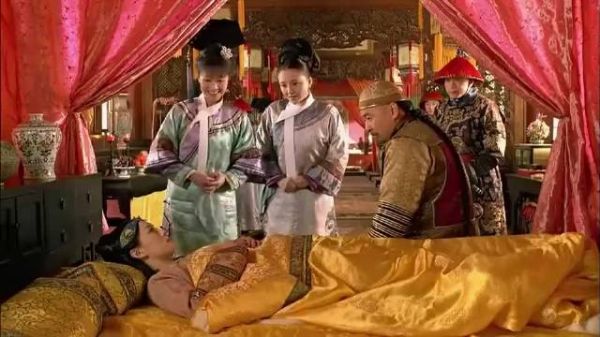 甄嬛传：熹妃产下龙凤胎，皇上当场晋封贵妃，后宫风云再起！