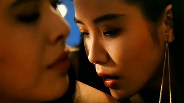 王祖贤颜值巅峰诠释经典女鬼形象