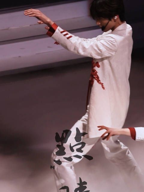 李雾@周柯宇 的国风舞台也太好看了，越考古越爱 