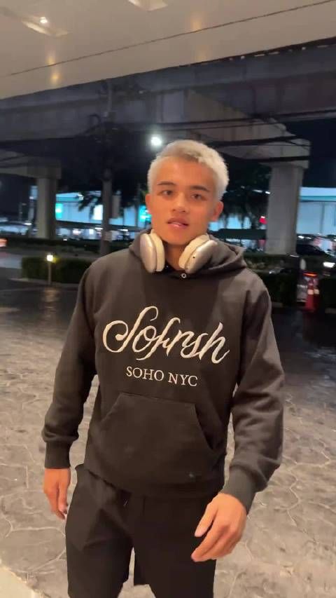 张沛勉昨晚已抵达曼谷！ 12月19日