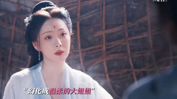 阿暖是小女孩黑暗世界里的光