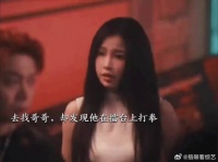 久别重逢的哥哥居然在擂台上打拳赛