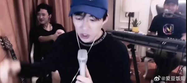 刘宇宁模仿带货看一次笑一次！“上车！”