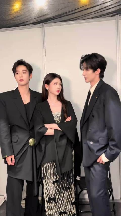 淼怡负责美，常华森吴宇恒丢水瓶对不起没绷住