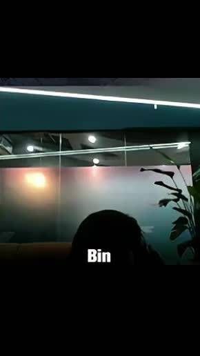 遇到难回答的问题又不说话了