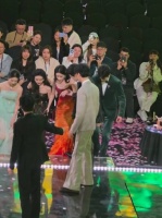 大哥放话谁也不能倒，孟姐再摔恐被抡起