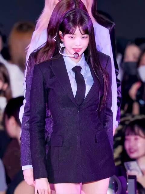 终于知道绸缎般的头发是什么样了 张元英